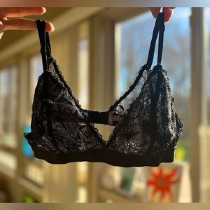 🖤AERIE🖤- Black Floral Lacey Sheer Bralette- M